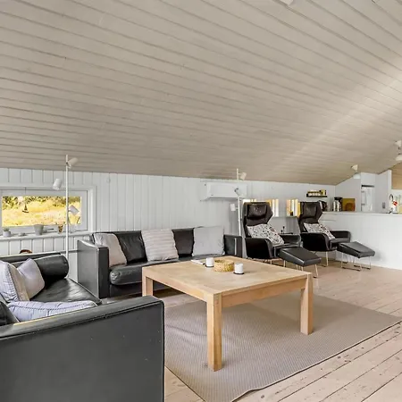 Holiday home Emila - 2-2km From The Sea By Interhome