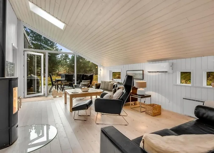 Prázdninový dům Emila - 2-2km From The Sea By Interhome Bolilmark