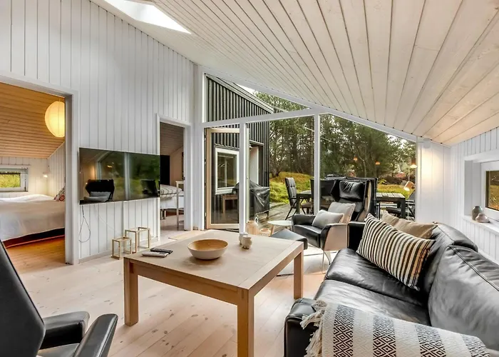 Emila - 2-2km From The Sea By Interhome *