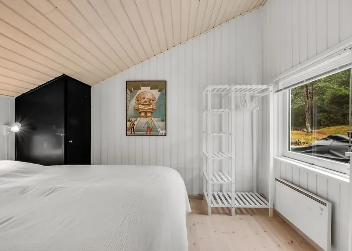 Prázdninový dům Emila - 2-2km From The Sea By Interhome Bolilmark