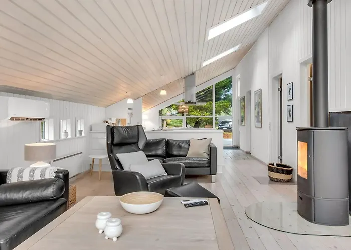 Prázdninový dům Emila - 2-2km From The Sea By Interhome Bolilmark