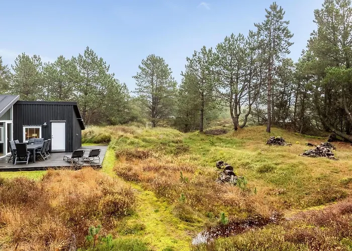 Emila - 2-2km From The Sea By Interhome